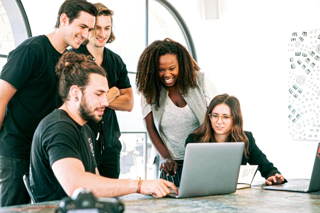 Employees having a discussion.